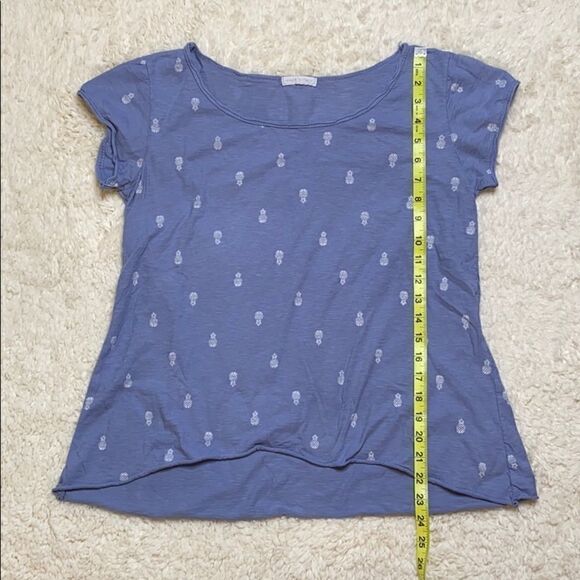 M/L blue pineapple t-shirt  - Picture 8 of 10